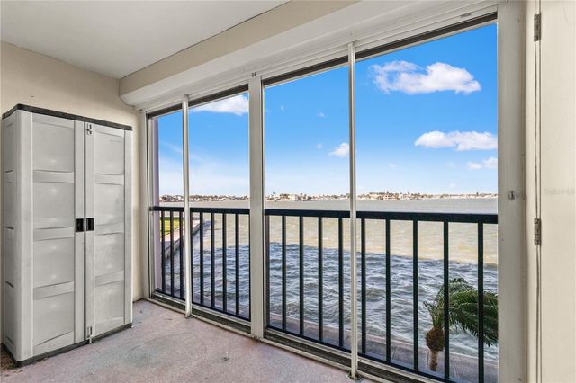 7700 SUN ISLAND DRIVE S 203, South Pasadena, FL 33707