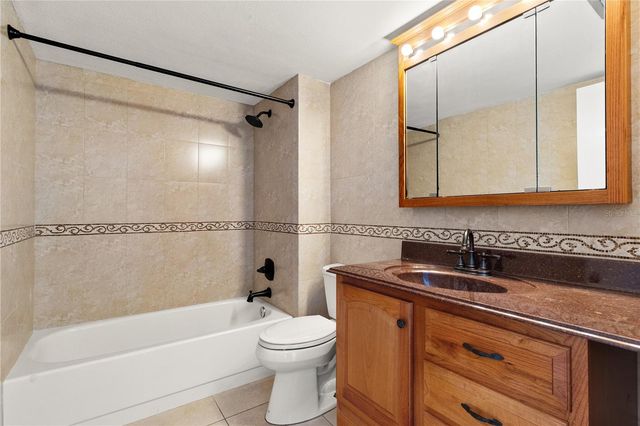 7700 SUN ISLAND DRIVE S 203, South Pasadena, FL 33707