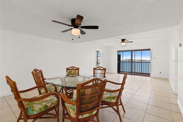 7700 SUN ISLAND DRIVE S 203, South Pasadena, FL 33707