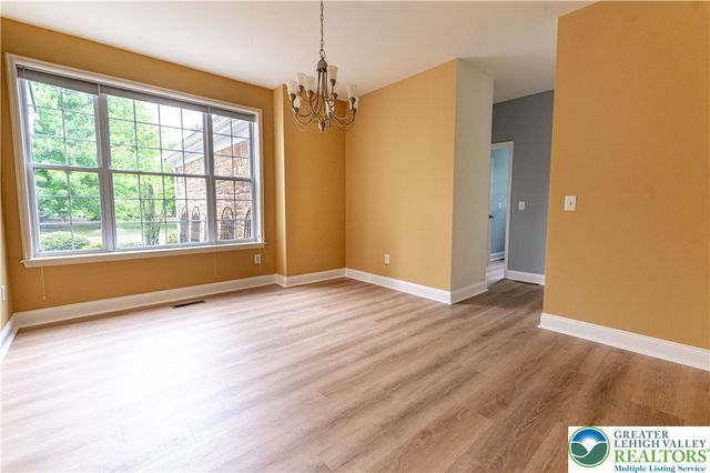 780 Ramblewood Drive, Forks Twp, PA 18040