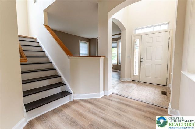 780 Ramblewood Drive, Forks Twp, PA 18040