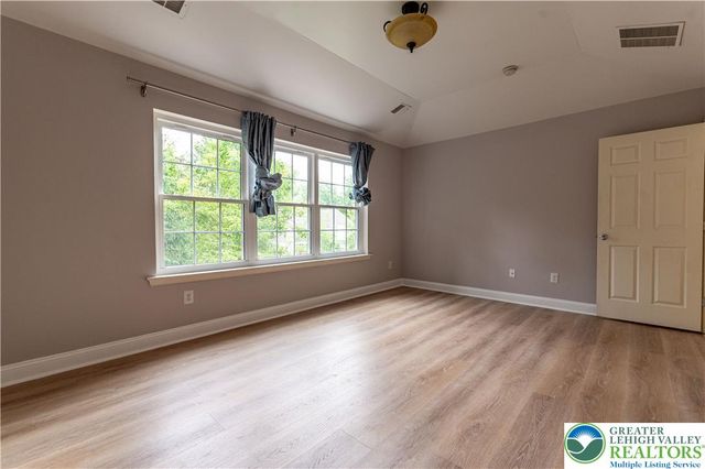 780 Ramblewood Drive, Forks Twp, PA 18040