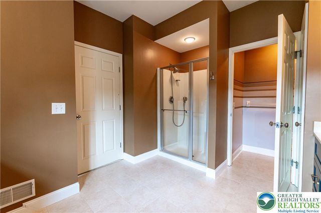780 Ramblewood Drive, Forks Twp, PA 18040