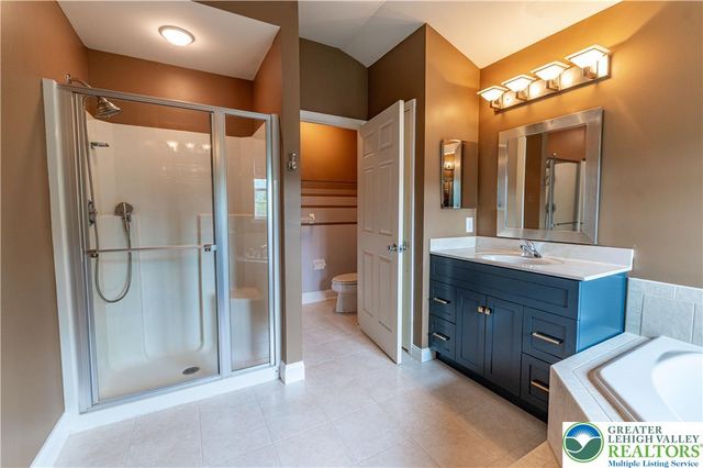 780 Ramblewood Drive, Forks Twp, PA 18040