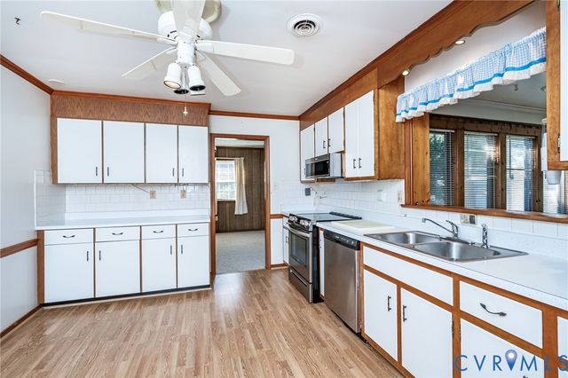 12310 Harrowgate Rd, Chester, VA 23831