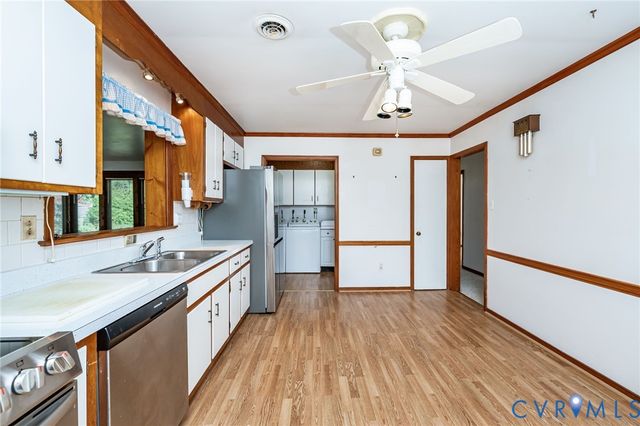 12310 Harrowgate Rd, Chester, VA 23831