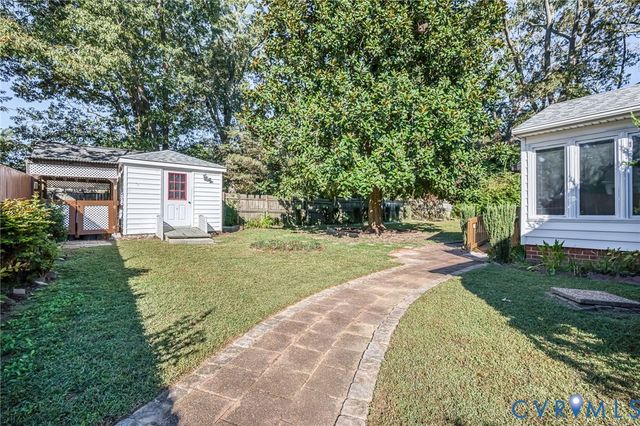 12310 Harrowgate Rd, Chester, VA 23831