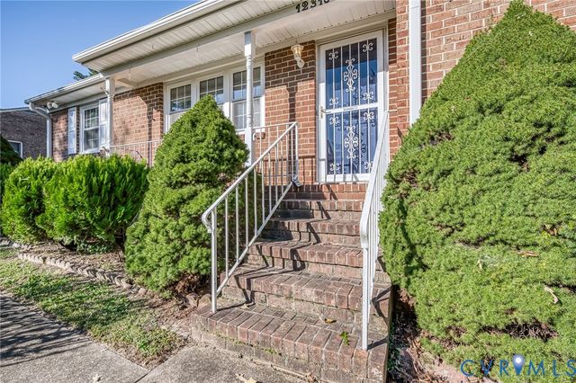 12310 Harrowgate Rd, Chester, VA 23831