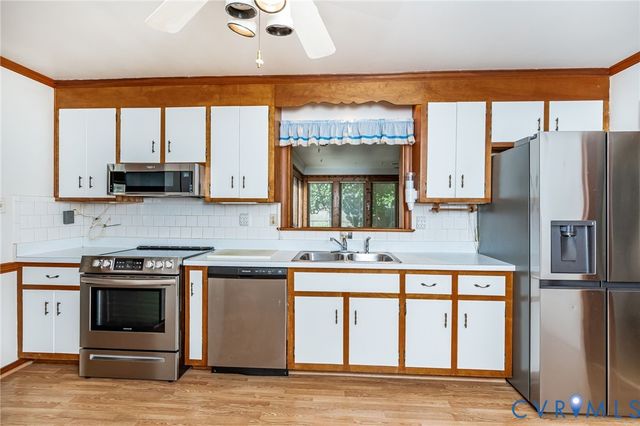 12310 Harrowgate Rd, Chester, VA 23831