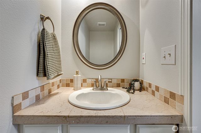 2012 NE 193rd Court, Vancouver, WA 98684