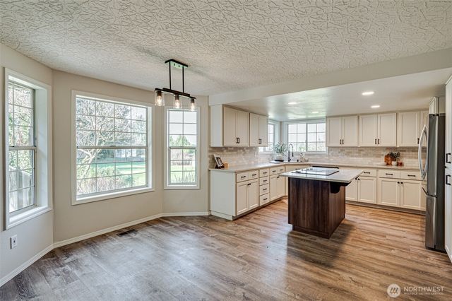 2012 NE 193rd Court, Vancouver, WA 98684