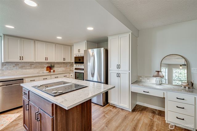 2012 NE 193rd Court, Vancouver, WA 98684