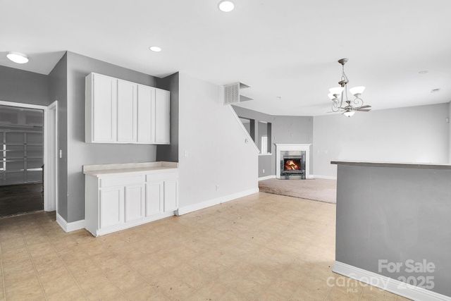 8214 Deodora Cedar Lane, Charlotte, NC 28215