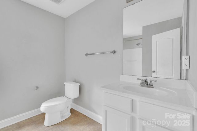 8214 Deodora Cedar Lane, Charlotte, NC 28215