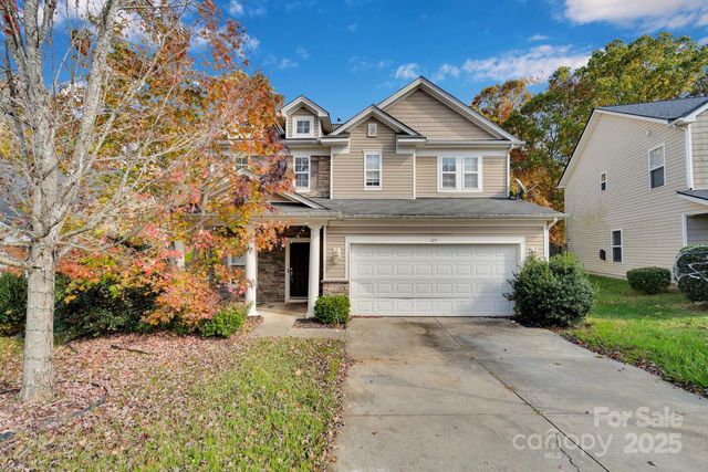 8214 Deodora Cedar Lane, Charlotte, NC 28215