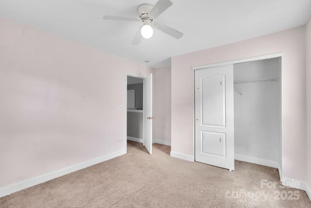 8214 Deodora Cedar Lane, Charlotte, NC 28215