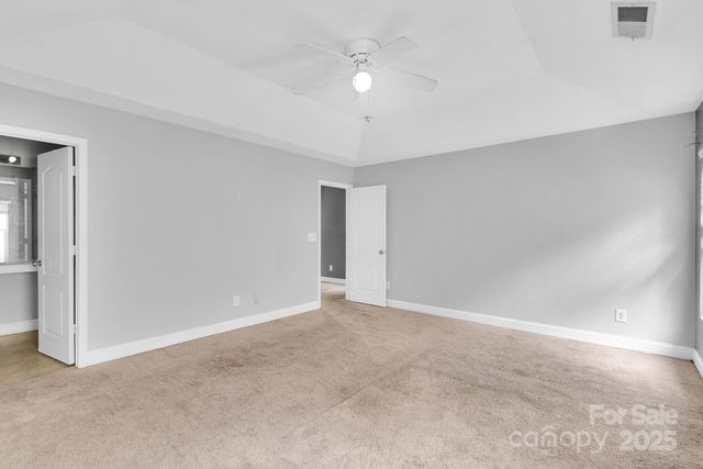 8214 Deodora Cedar Lane, Charlotte, NC 28215