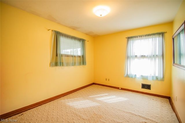 203 Clark Drive, Marietta, OH 45750