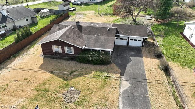 203 Clark Drive, Marietta, OH 45750