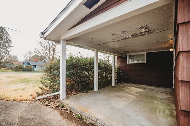 203 Clark Drive, Marietta, OH 45750