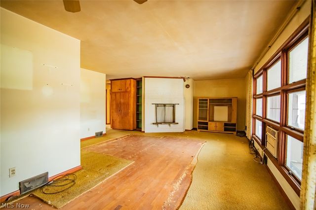 203 Clark Drive, Marietta, OH 45750