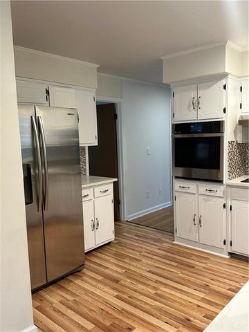 4358 Louis SW Road, Lilburn, GA 30047