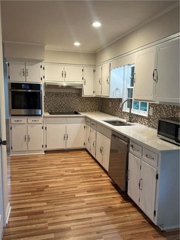 4358 Louis SW Road, Lilburn, GA 30047