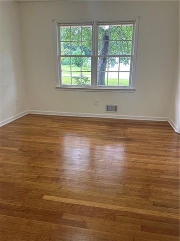4358 Louis SW Road, Lilburn, GA 30047
