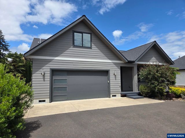 3352 Zane Ln, Eugene, OR 97404