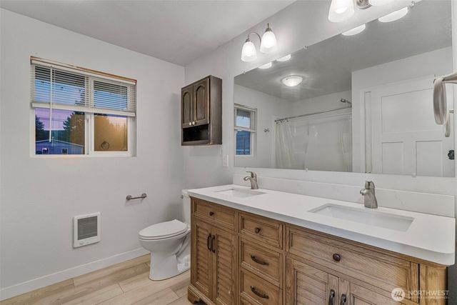 145 Collar Avenue, Morton, WA 98356