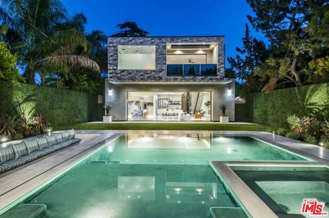 11241 Blix Street, Toluca Lake, CA 91602