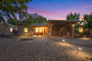 1206 Dartmouth Drive NE, Albuquerque, NM 87106