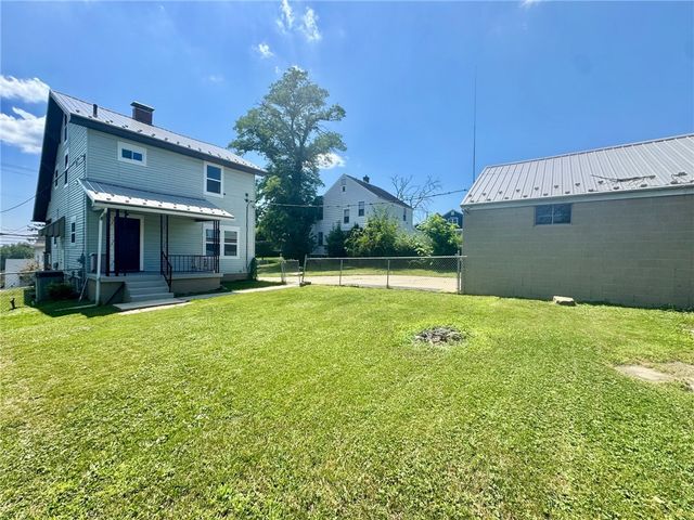 514 Ridge Avenue, Chartiers, PA 15317