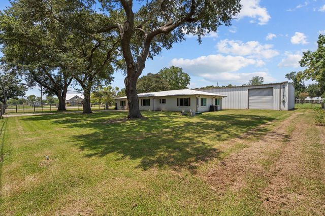 14914 Ash Street, Santa Fe, TX 77517