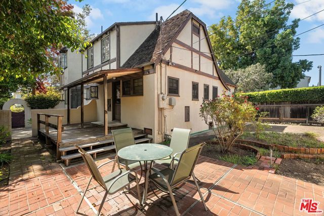1902 Georgina Avenue, Santa Monica, CA 90402