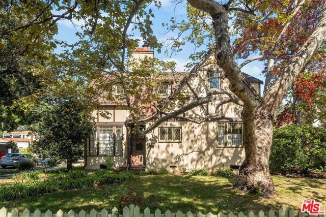 1902 Georgina Avenue, Santa Monica, CA 90402