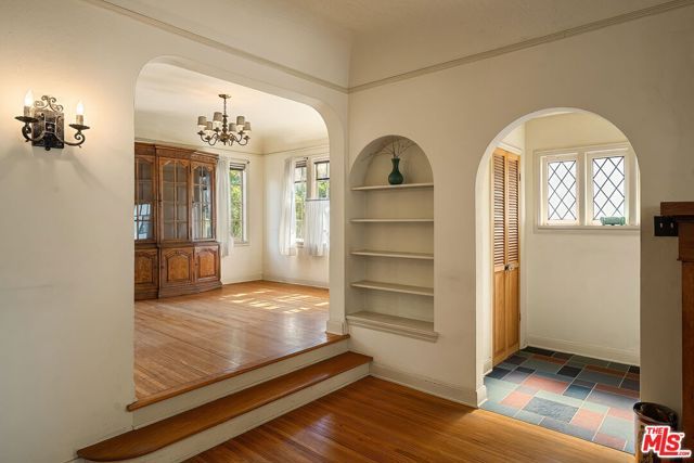 1902 Georgina Avenue, Santa Monica, CA 90402