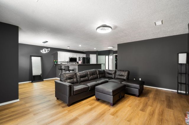 5035 Ojos Azul Court NW, Albuquerque, NM 87120