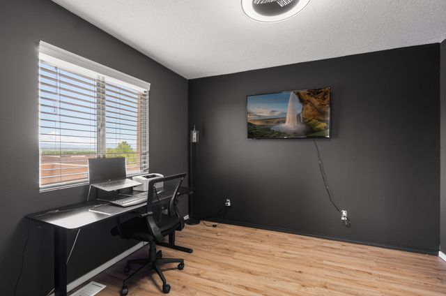 5035 Ojos Azul Court NW, Albuquerque, NM 87120