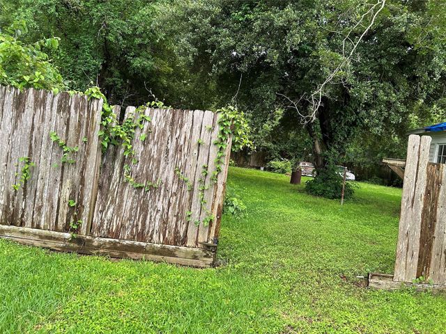 250 N Carolina Street, Houston, TX 77029