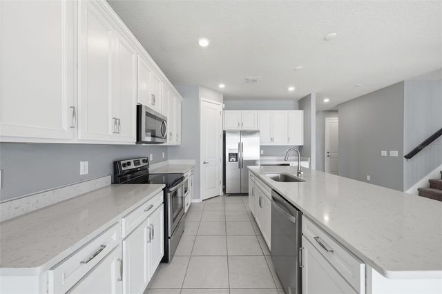 14312 CRESTAVISTA AVENUE, Clermont, FL 34714
