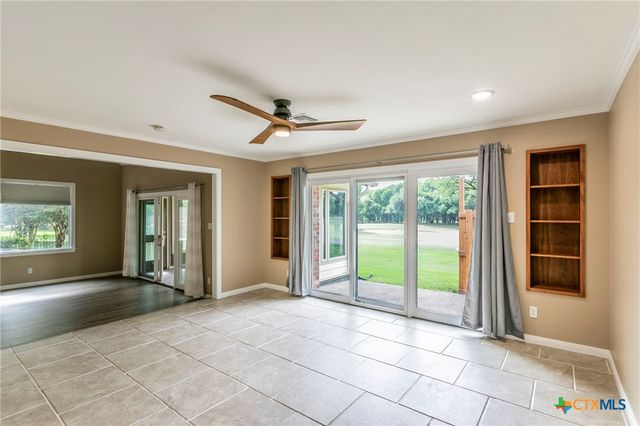2721 Chisholm Trail, Salado, TX 76571