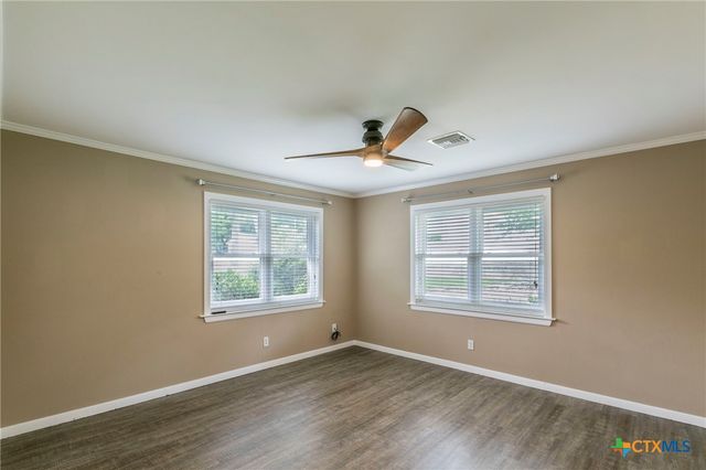 2721 Chisholm Trail, Salado, TX 76571