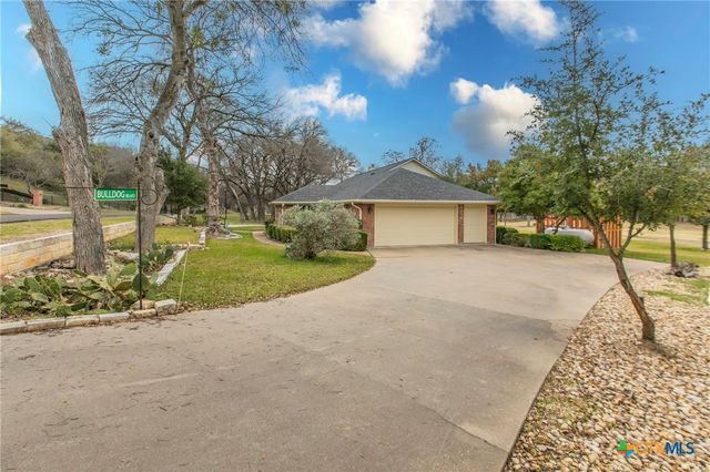 2721 Chisholm Trail, Salado, TX 76571