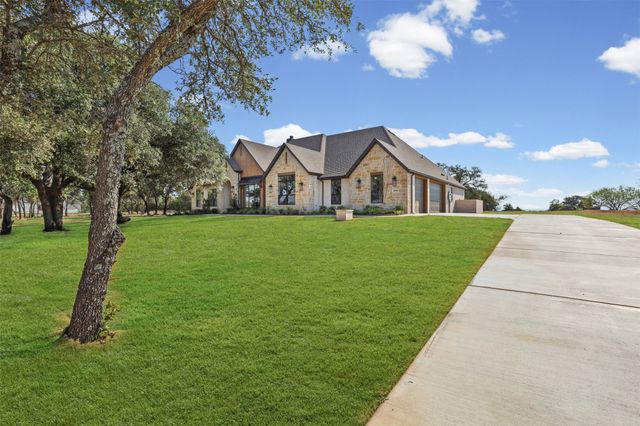 2045 Preserve Trail, Weatherford, TX 76087