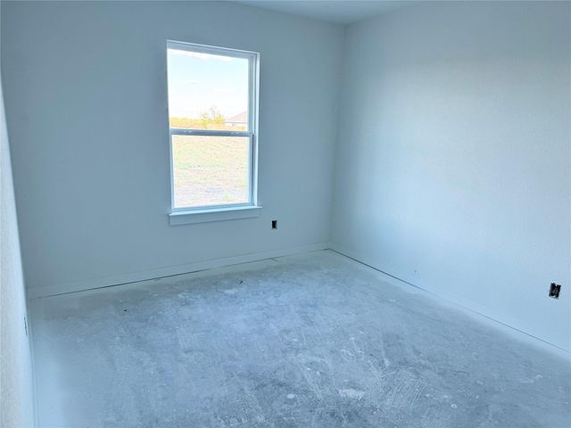 304 Joyful LN, San Marcos, TX 78666