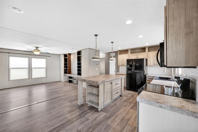 17680 Old Highway 105 E, Conroe, TX 77306