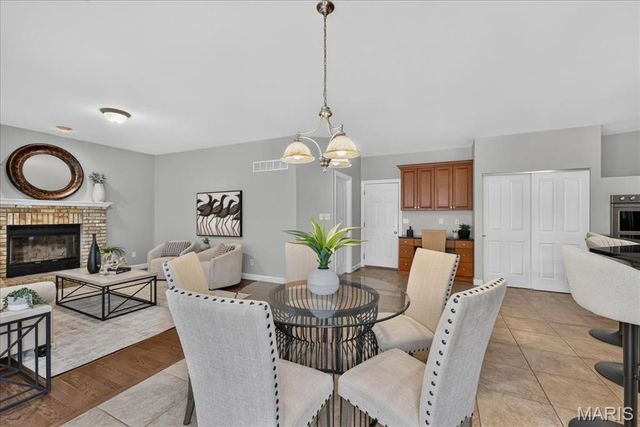 1223 Polo Lake Drive, Ellisville, MO 63021