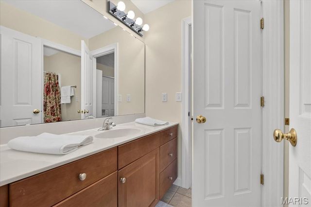 1223 Polo Lake Drive, Ellisville, MO 63021