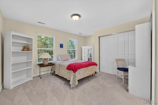 1223 Polo Lake Drive, Ellisville, MO 63021